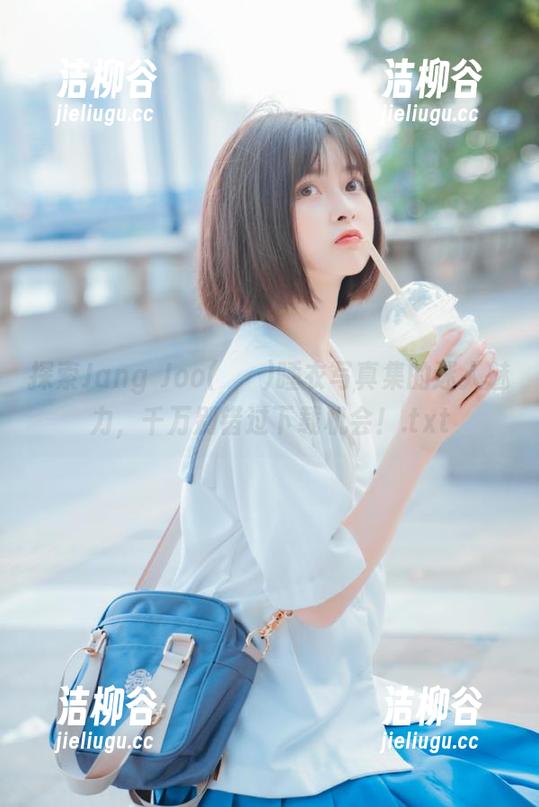探索Jang Joo(장주)睡衣写真集的迷人魅力，千万别错过下载机会！.txt